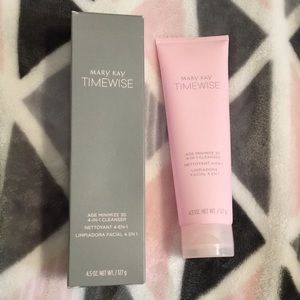 Age Minimize 3D 4-IN-1 Cleanser